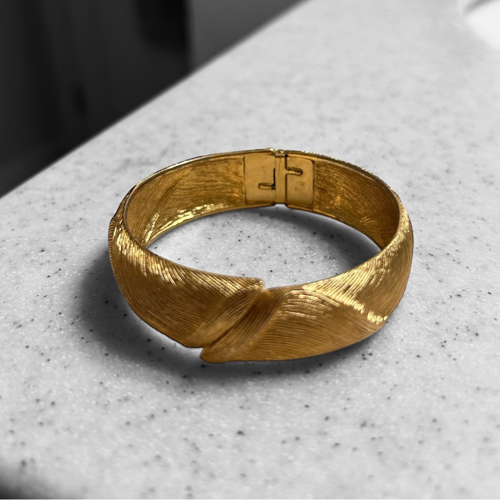 Brushed Gold Vintage Clamper Bracelet. MONET signed. Bangle Clamler. Very chic.